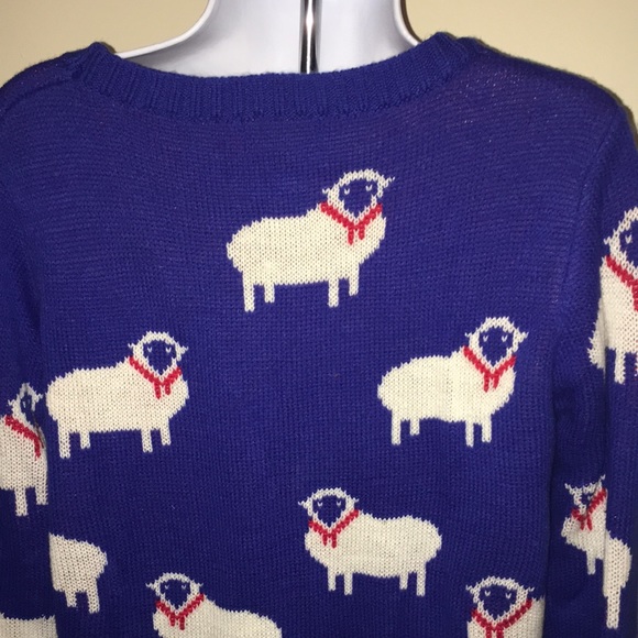 Sheep print  sweater size L - Picture 4 of 4